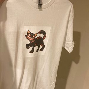 Vintage Halloween design Graphic T shirt